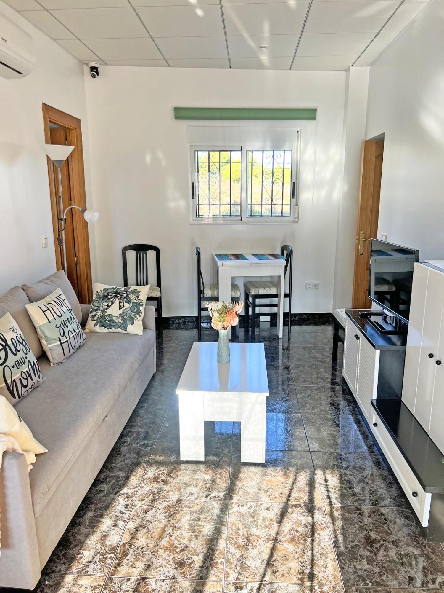 A 100 Metros De La Playa. Parking Gratuito Privado Apartment Alicante Bagian luar foto